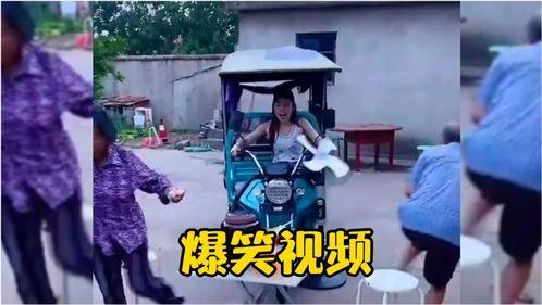 吃瓜骂人的视频搞笑,吃瓜群众化身“骂人达人”，搞笑视频引网友热议