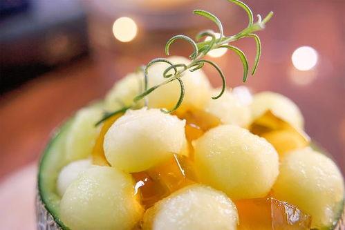 吃瓜人吃甜品视频,揭秘吃瓜人吃甜品视频的魅力