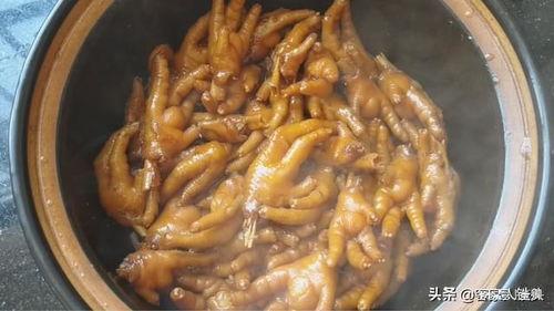 鸡脚炖八月瓜可以吃吗视频,鸡脚炖八月瓜，营养滋补的秋季佳肴