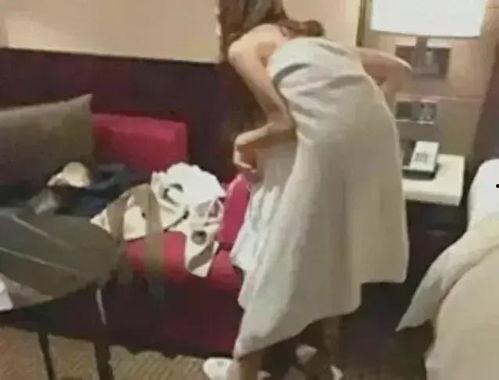 最近女子打架吃瓜视频,吃瓜群众围观现场