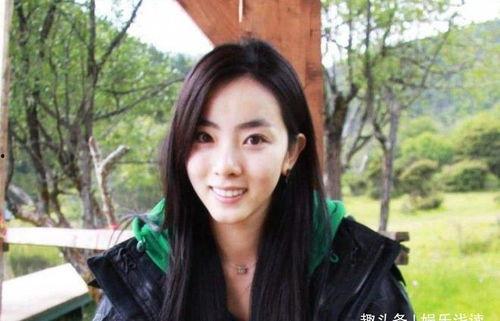 安徽女主持人吃瓜视频,揭秘幕后花絮与网友热议