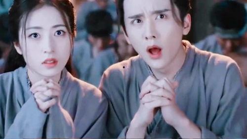 母妃和父王吃瓜视频,母妃父王甜蜜互动，甜蜜瞬间引网友热议