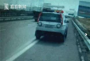 民警吃瓜跳江视频,一场意外引发的舆论风暴