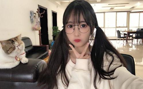 辽宁王艺霏吃瓜视频,揭秘娱乐圈幕后故事