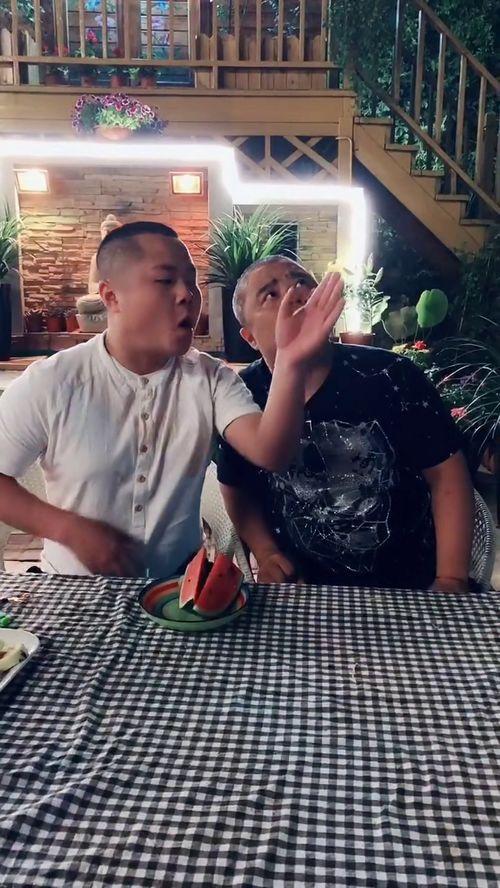 大头哥吃瓜视频,揭秘娱乐圈幕后真相