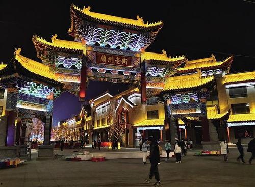 兰州老街吃瓜视频全集免费,免费观看吃瓜视频全集，尽享地道美食之旅