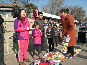 魏县广场吃瓜视频,一场引发热议的街头现象