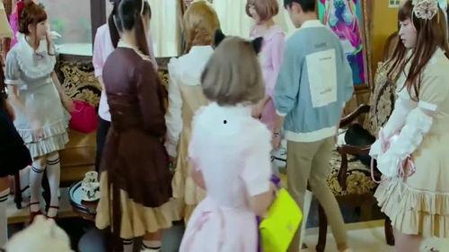 咖啡店吃瓜小姐姐视频,揭秘网红日常幕后趣事