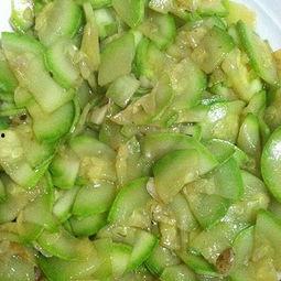 云南人怎么吃小瓜视频讲解,小瓜的独特吃法揭秘