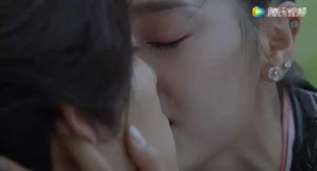 拍吻戏现场吃瓜视频