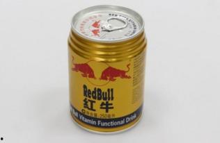 小学生喝红牛吃瓜视频,小学生模仿喝红牛吃瓜，网络热议