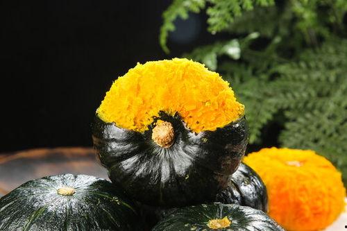 吃果瓜的视频和图片,探寻美味果瓜的视觉盛宴