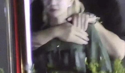 小三王海昕吃瓜视频,揭秘娱乐圈背后的惊人真相