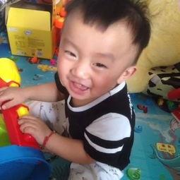 吃瓜傻笑视频,欢乐瞬间，笑出腹肌的搞笑集锦