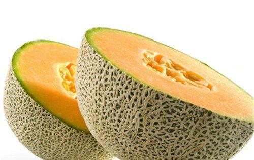 女儿吃哈密瓜完整视频,女儿品尝哈密瓜的甜蜜瞬间